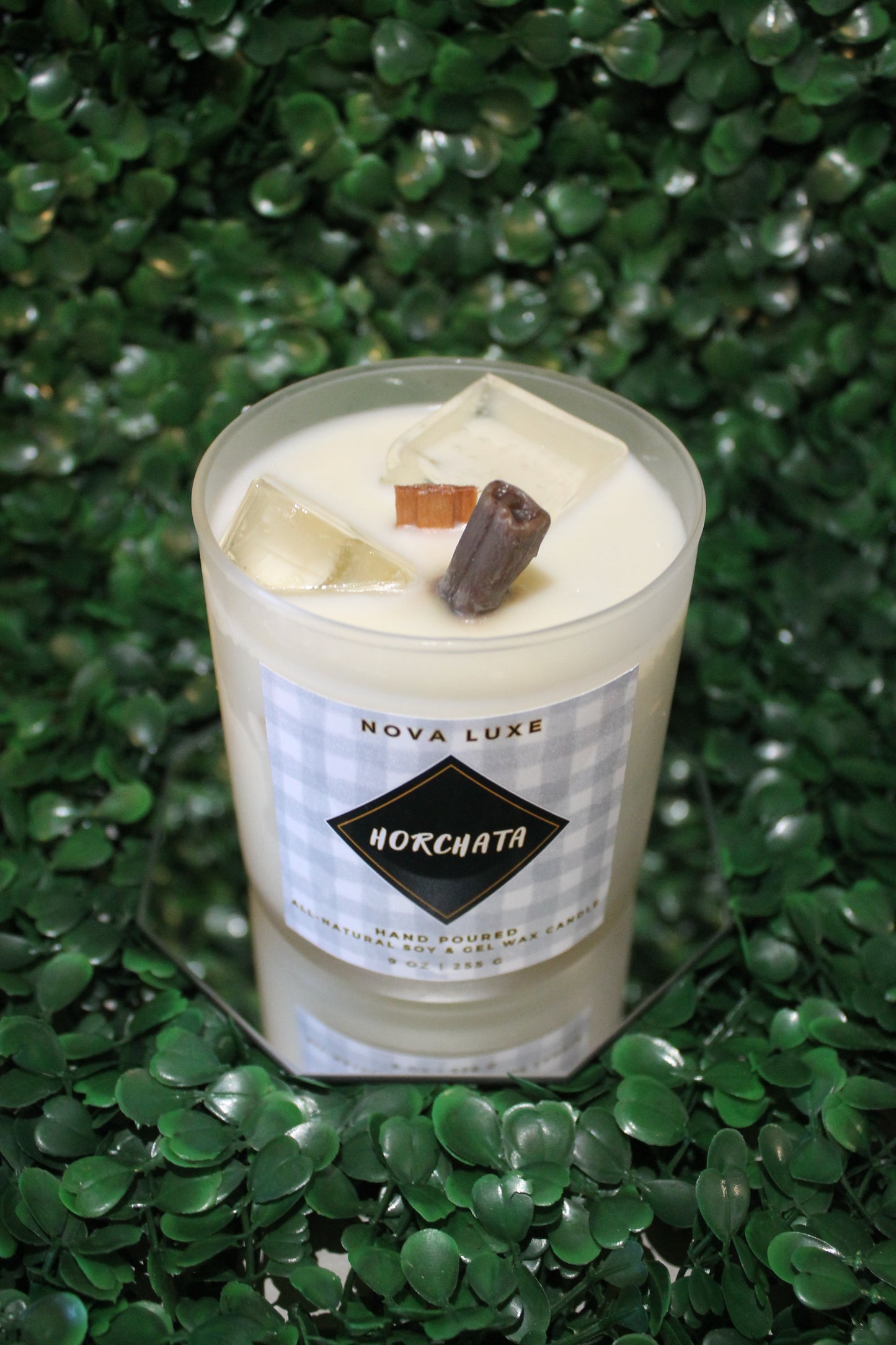 Hotchata Candle