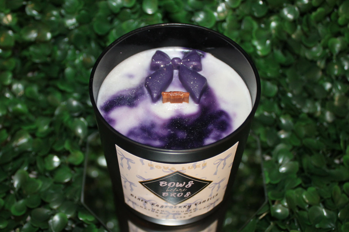 Bows Before Bros Candle